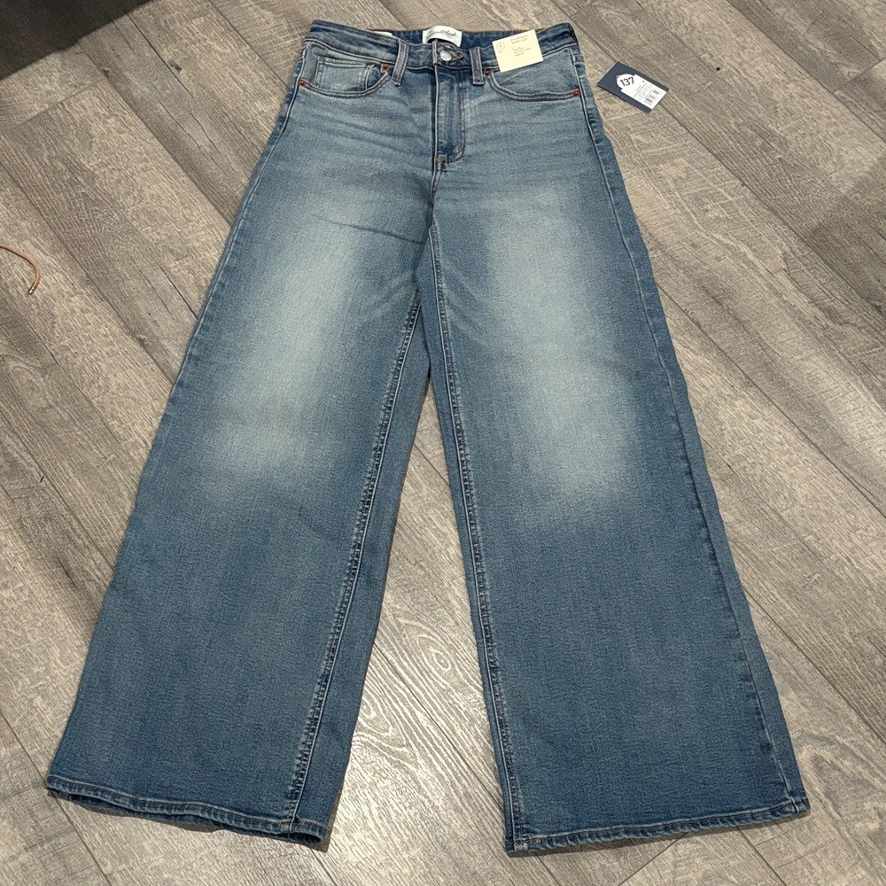 Classic Blue Wide-Leg Women's Jeans